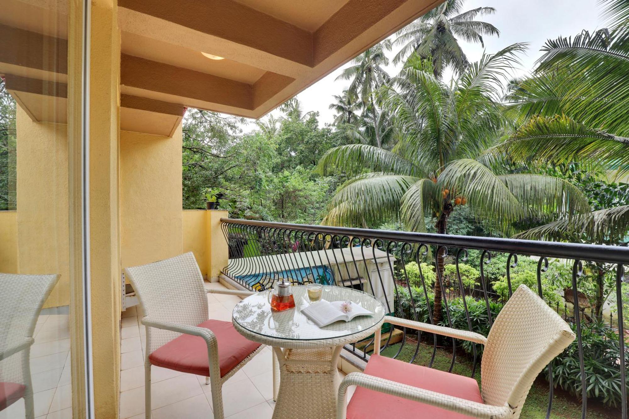 Veera Strand Park Serviced Apartments Near Калангут Экстерьер фото