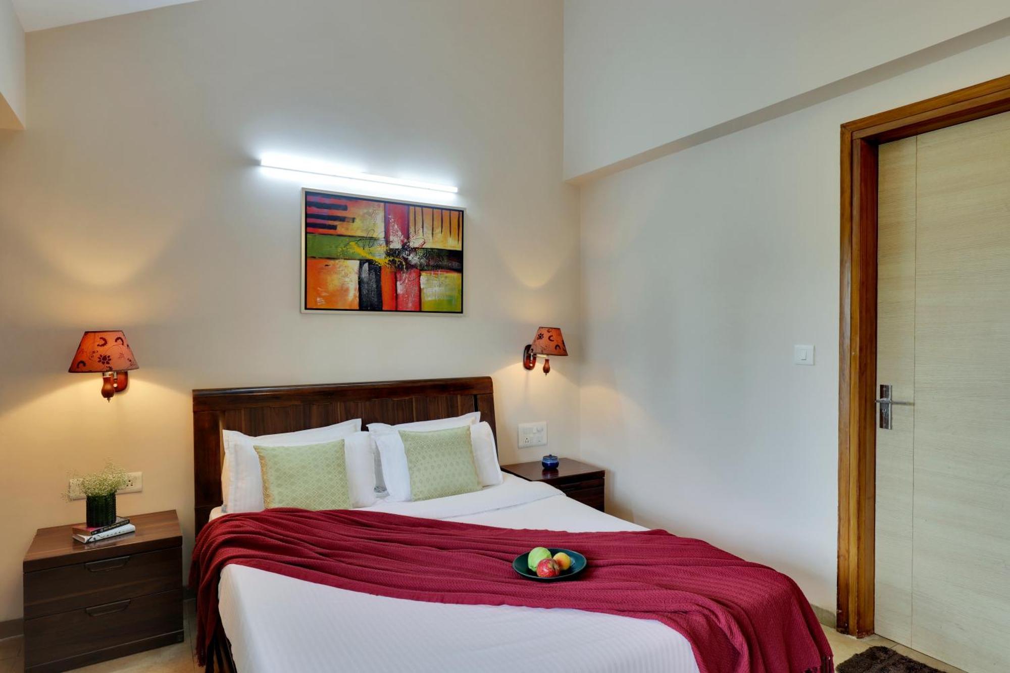 Veera Strand Park Serviced Apartments Near Калангут Экстерьер фото