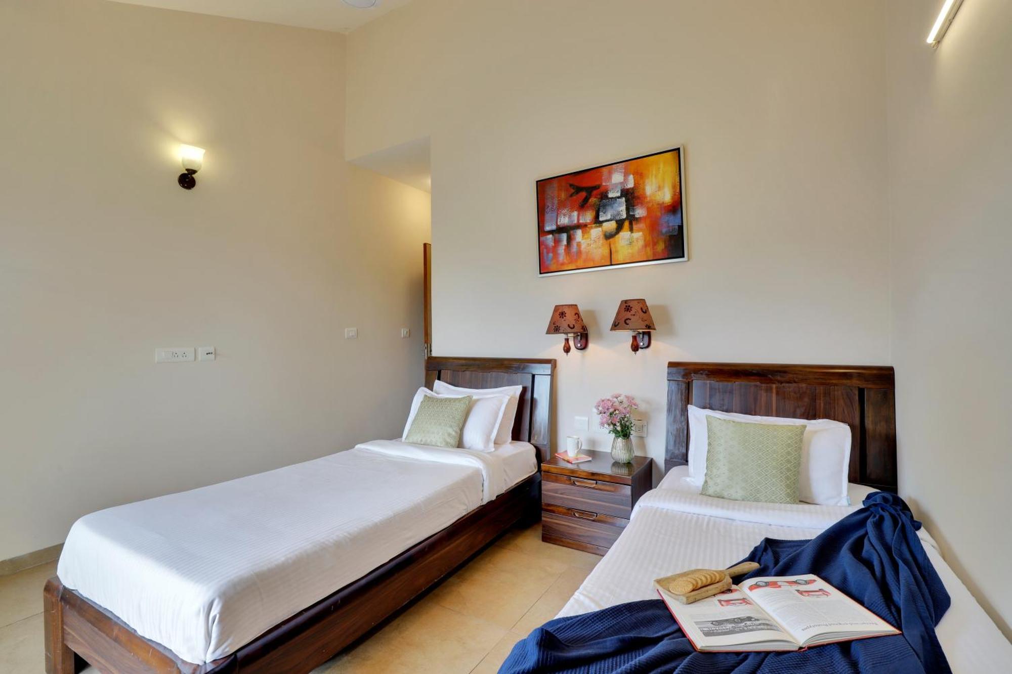 Veera Strand Park Serviced Apartments Near Калангут Экстерьер фото